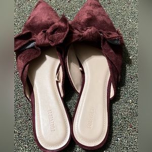 Burgundy maroon brand new loafers suede